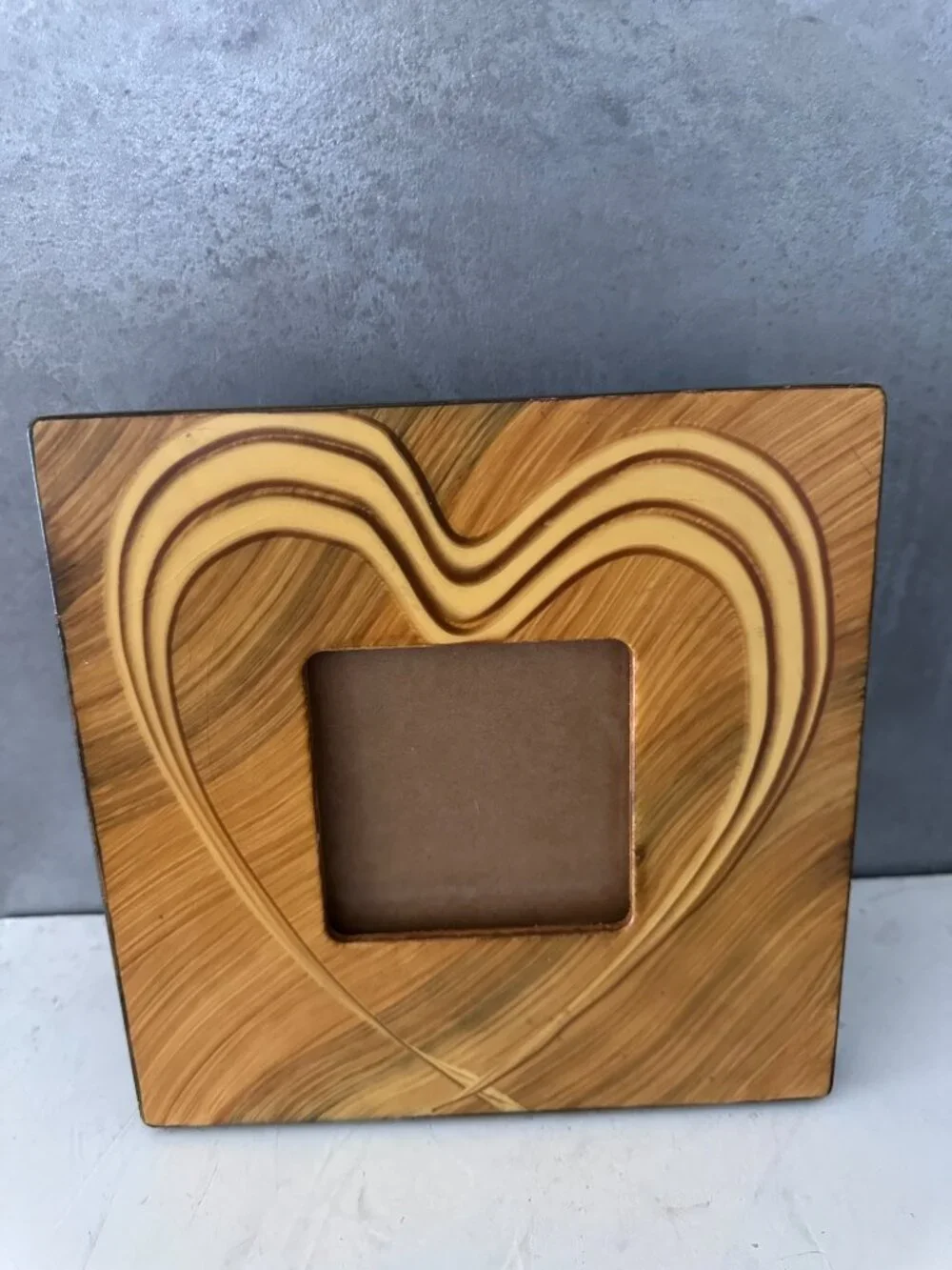 Grant Norén Hand Crafted wood Photo Frame Artisan FITS 4x4 HEART DESIGN